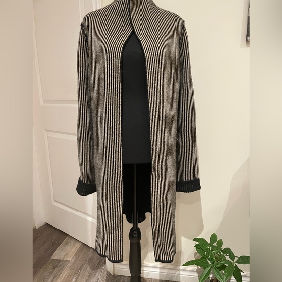 Italian Wool Sweater Coat
Medium by Cocogio - Picture 1 of 6